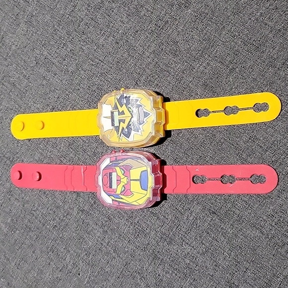 Lot 2 MCDONALD'S HAPPY MEAL 2014 SHOCKSQUATCH BEN 10 OMNIVERSE CN WATCH OROLOGIO - Picture 2 of 8